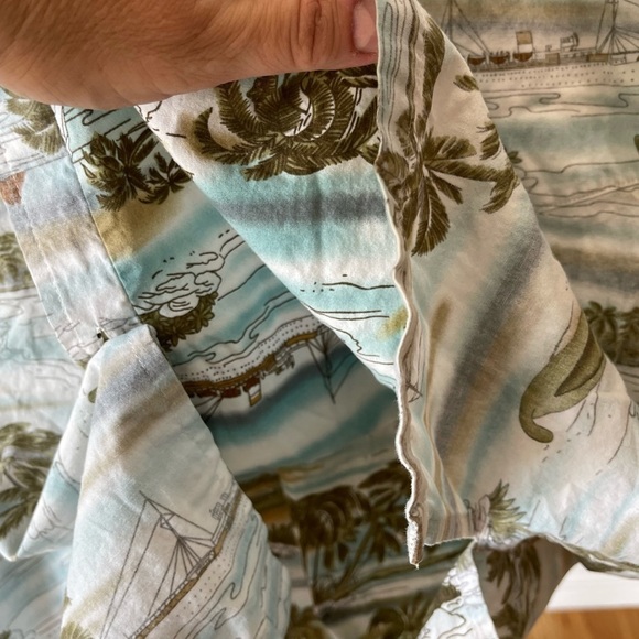 Cooke Street Honolulu size large Hawaiian button front shirt 100% cotton - Picture 4 of 10